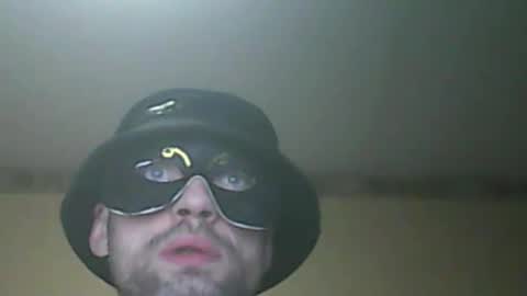 Snapshot of frysexxx chatting on 10.24.25 frysexxx online show from 10.24.25