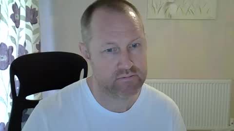 Snapshot of fuck_buddy_uk chatting on 03.02.26 Fuck Buddy UK online show from 03.02.26