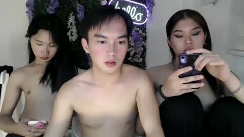 Snapshot of fuckboy_zachxx chatting on 02.13.25 online show from 02.13.25