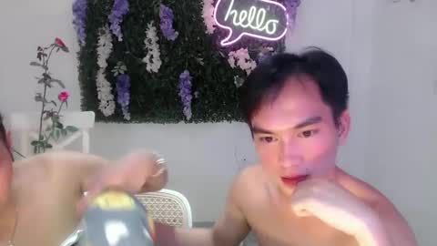 Snapshot of fuckboy_zachxx chatting on 02.14.25 online show from 02.14.25