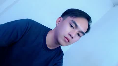 Snapshot of fuckboy_zachxx chatting on 02.20.25 online show from 02.20.25