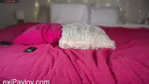 Snapshot of fuckdolldelivery chatting on 07.28.26 Lexi Pavlov online show from 07.28.26