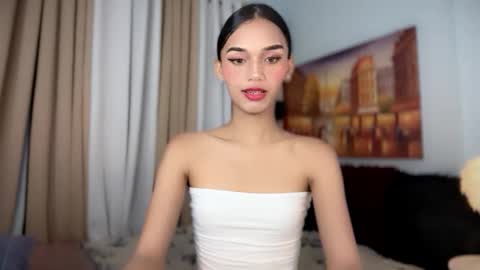 Laura Smith online show from 04.26.26