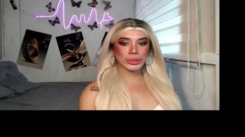 MISS NEILLY online show from 07.31.26