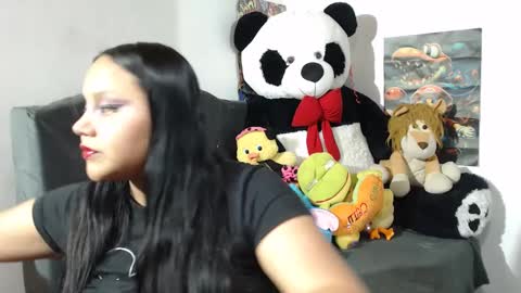 Mia and Gary  online show from 12.08.24