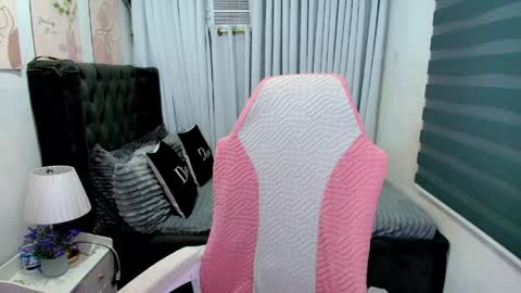 Snapshot of fuckingnaughtyjayde chatting on 05.11.26 JAYDE MARRIE online show from 05.11.26