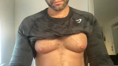 Muscle Bear Jock in Training online show from 09.21.25