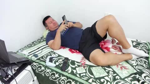 Snapshot of fuckynations chatting on 11.01.25 Fuckdirtymen online show from 11.01.25