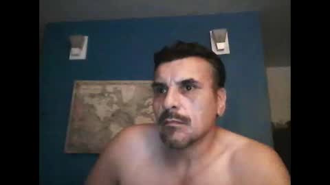 Snapshot of fuegolento22 chatting on 10.01.25 fuego1ento22 online show from 10.01.25