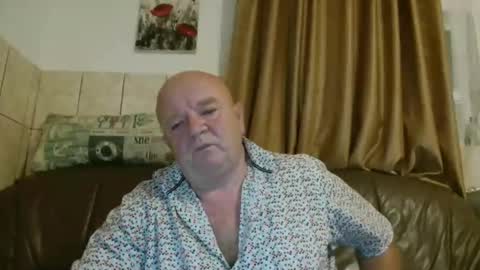 fullballs6 online show from 10.09.25