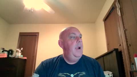 Snapshot of funguywi45 chatting on 04.27.26 funguywi45 online show from 04.27.26