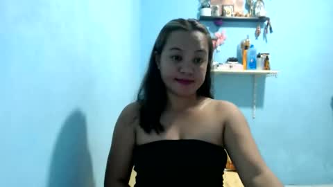 Snapshot of funluvnpinay4u chatting on 05.29.26 MAE online show from 05.29.26