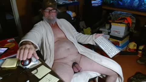 Snapshot of funmike2000 chatting on 12.29.24 mike online show from 12.29.24