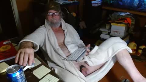 Snapshot of funmike2000 chatting on 01.11.25 mike online show from 01.11.25