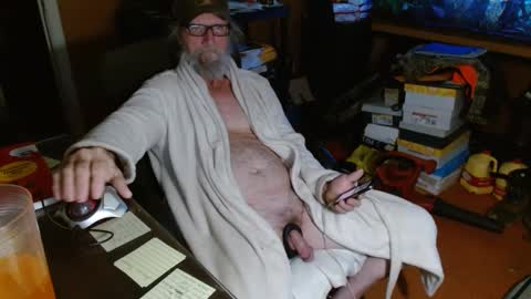 Snapshot of funmike2000 chatting on 01.15.25 mike online show from 01.15.25