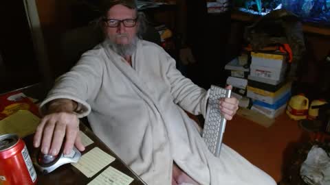 Snapshot of funmike2000 chatting on 01.31.25 mike online show from 01.31.25