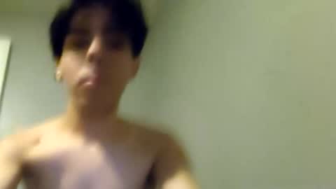 Snapshot of funnyboyy18 chatting on 12.01.25 funnyboyy18 online show from 12.01.25