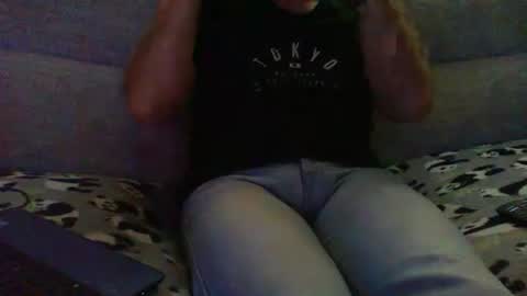 Snapshot of funslimguy chatting on 10.19.25 Funslimguy online show from 10.19.25