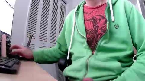 Snapshot of funtimes3957 chatting on 12.14.25 Funtimes3957 online show from 12.14.25