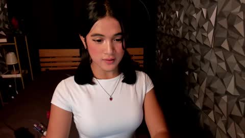 ASHLEY online show from 01.25.25