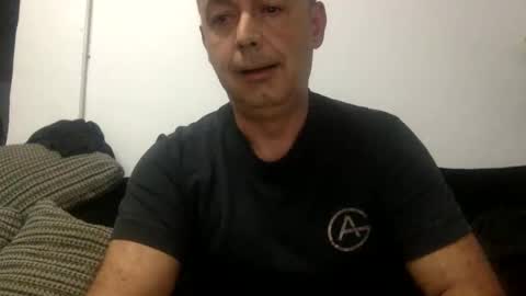 Snapshot of futbolin95 chatting on 10.24.25 futbolin95 online show from 10.24.25