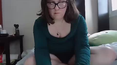 Snapshot of fuzzypeaches87 chatting on 01.11.26 fuzzypeaches87 online show from 01.11.26