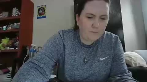 Snapshot of fuzzypeaches87 chatting on 01.12.26 fuzzypeaches87 online show from 01.12.26