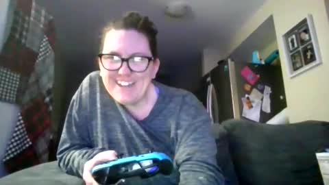 Snapshot of fuzzypeaches87 chatting on 02.09.26 fuzzypeaches87 online show from 02.09.26