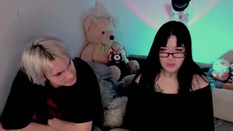 Snapshot of g4tito chatting on 10.21.25 g4tito online show from 10.21.25