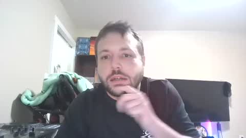 Snapshot of g_c091 chatting on 11.30.25 G online show from 11.30.25