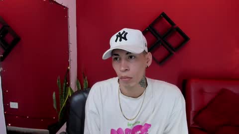 Snapshot of gaarataihen1 chatting on 12.18.24 Gaara online show from 12.18.24