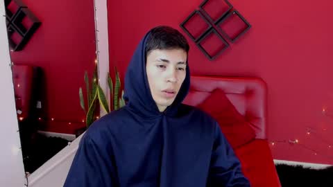 Snapshot of gaarataihen1 chatting on 12.26.24 Gaara online show from 12.26.24