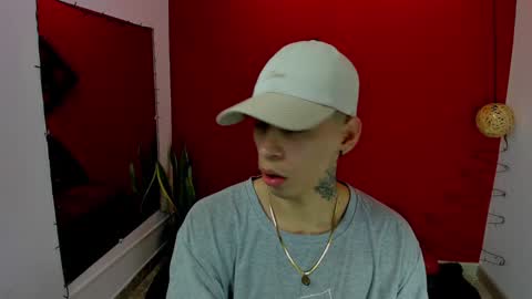 Snapshot of gaarataihen1 chatting on 01.09.25 Gaara online show from 01.09.25