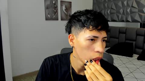 Snapshot of gaarataihen1 chatting on 01.17.25 Gaara online show from 01.17.25