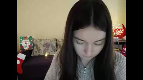 Snapshot of gabby_di chatting on 01.05.25 Jaklin online show from 01.05.25