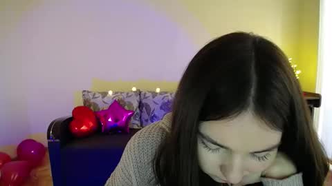 Snapshot of gabby_di chatting on 02.10.25 Jaklin online show from 02.10.25