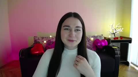 Snapshot of gabby_di chatting on 03.05.25 Jaklin online show from 03.05.25