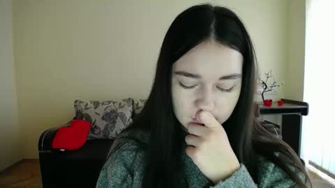 Jaklin online show from 11.24.25