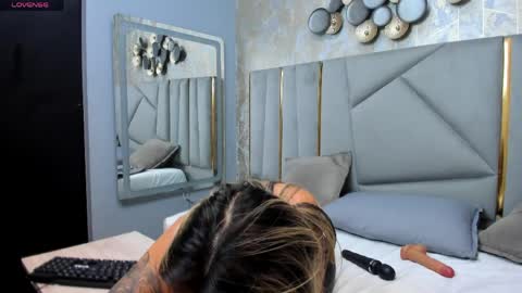 Gaby Santos online show from 03.26.26