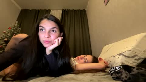 Snapshot of gabri_baby chatting on 01.20.25 The next stream in car 1 december 10pm time in France online show from 01.20.25