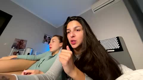 Snapshot of gabri_baby chatting on 01.30.25 The next stream in car 1 december 10pm time in France online show from 01.30.25