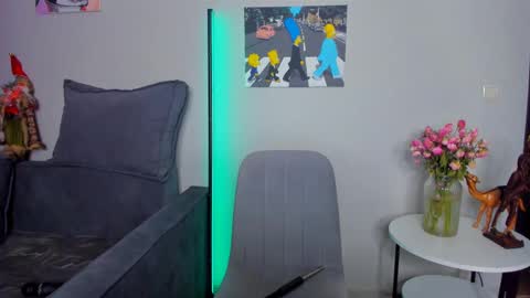 Snapshot of gabri_baby chatting on 02.25.25 The next stream in car 1 december 10pm time in France online show from 02.25.25