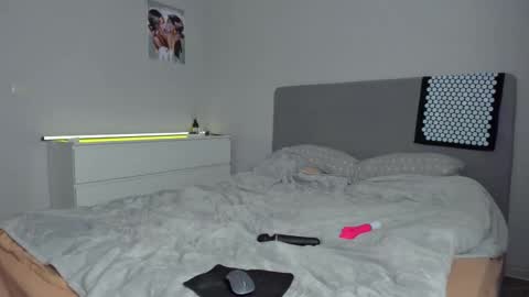 Snapshot of gabri_baby chatting on 09.14.25 The next stream in car 1 december 10pm time in France online show from 09.14.25