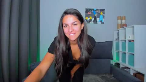 Snapshot of gabri_baby chatting on 10.10.25 The next stream in car 1 december 10pm time in France online show from 10.10.25