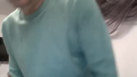 Snapshot of gabriel9_2003 chatting on 01.12.26 gabriel9_2003 online show from 01.12.26