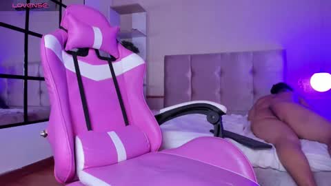 Snapshot of gabriel_beckett chatting on 12.30.24 gabriel_beckett online show from 12.30.24