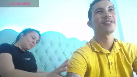 Gabriela And Jacksons CamMUJERESHOMBRESPAREJASTRANS 01000 online show from 03.12.25