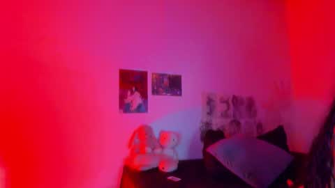 Snapshot of gabriela_bunny chatting on 10.14.25 Gabriela online show from 10.14.25