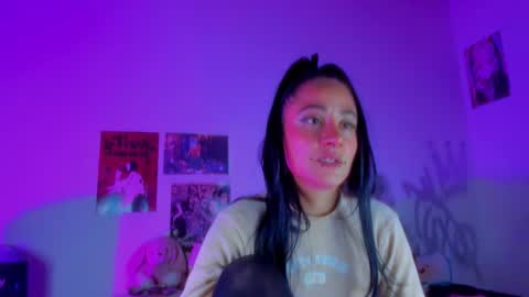 Snapshot of gabriela_bunny chatting on 11.05.25 Gabriela online show from 11.05.25