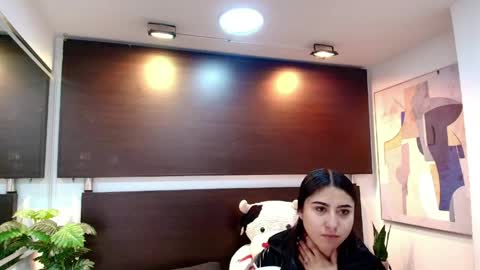 Snapshot of gabriela_meow chatting on 05.19.26 Gabby online show from 05.19.26